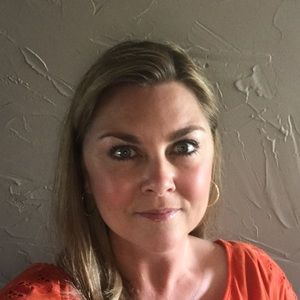 Meet your Posher, Mendi